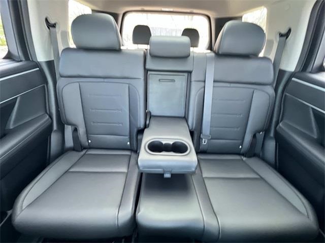 used 2025 Hyundai Santa Fe car, priced at $40,885