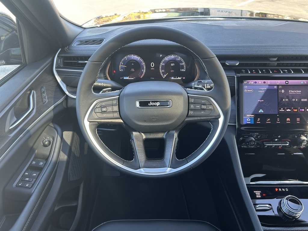 new 2025 Jeep Grand Cherokee car, priced at $51,485