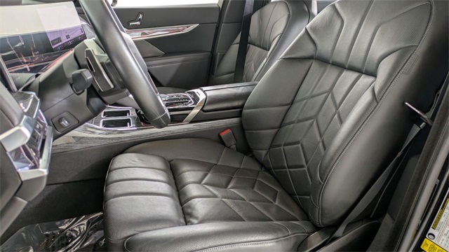 used 2023 BMW 7-Series car, priced at $68,421