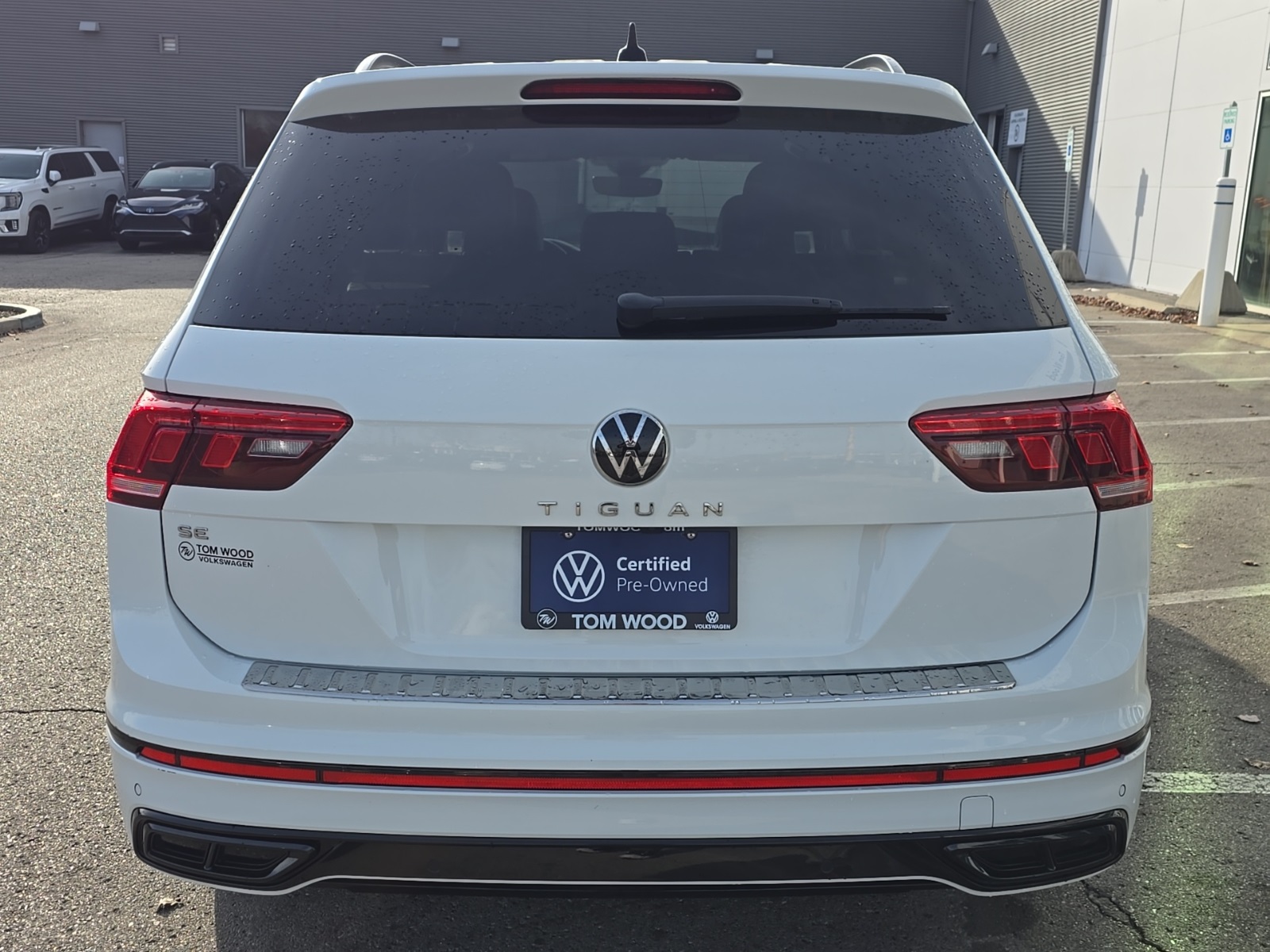 used 2022 Volkswagen Tiguan car, priced at $25,000