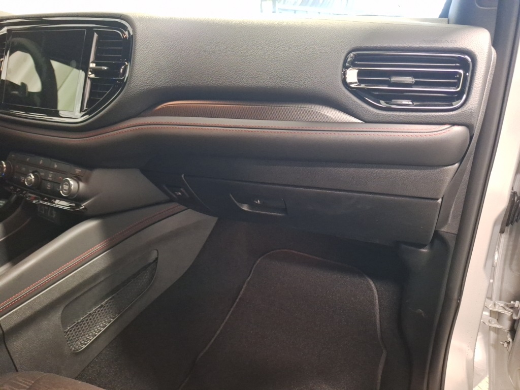 new 2025 Dodge Durango car, priced at $37,749