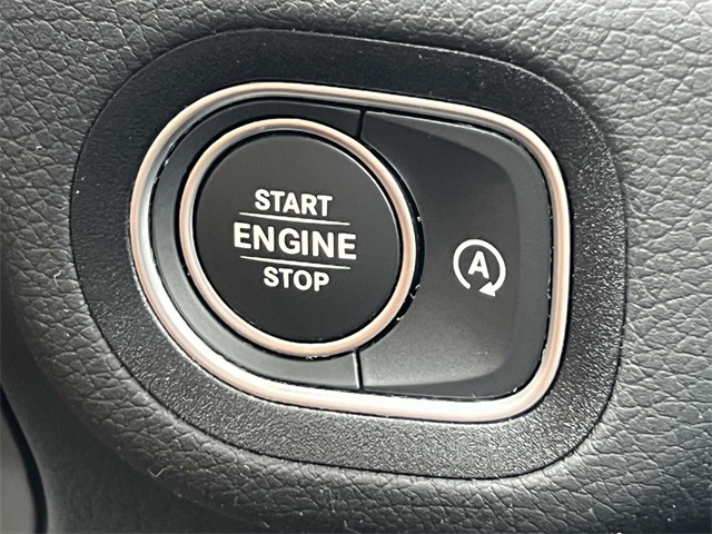 used 2022 Mercedes-Benz GLE car, priced at $51,980