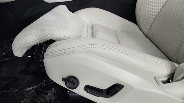 used 2024 Volvo XC90 Recharge Plug-In Hybrid car, priced at $62,994