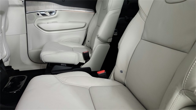 used 2024 Volvo XC90 Recharge Plug-In Hybrid car, priced at $62,994