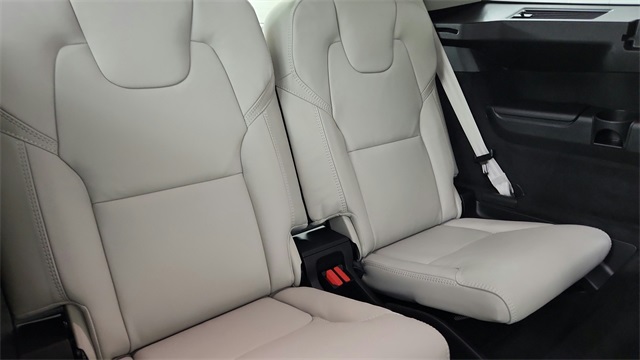 used 2024 Volvo XC90 Recharge Plug-In Hybrid car, priced at $62,994