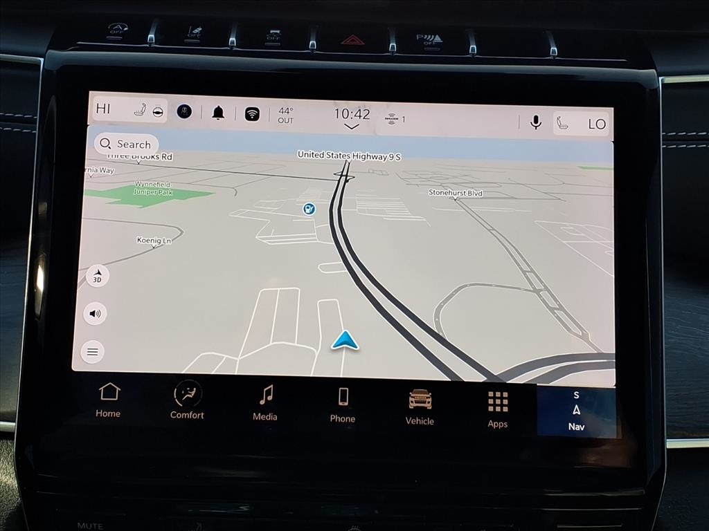 used 2024 Jeep Grand Cherokee car, priced at $32,900