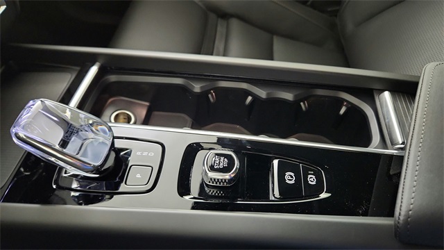 new 2026 Volvo XC60 Plug-In Hybrid car, priced at $75,565