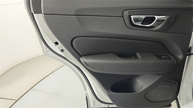 new 2026 Volvo XC60 Plug-In Hybrid car, priced at $75,565
