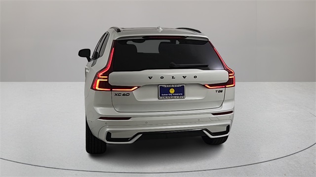 new 2026 Volvo XC60 Plug-In Hybrid car, priced at $75,565