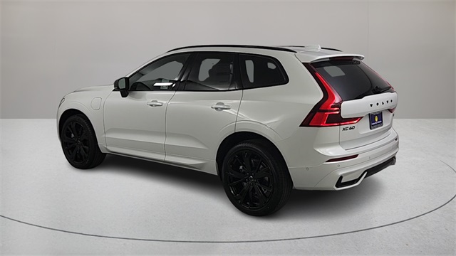 new 2026 Volvo XC60 Plug-In Hybrid car, priced at $75,565