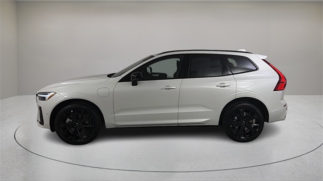 new 2026 Volvo XC60 Plug-In Hybrid car, priced at $75,565