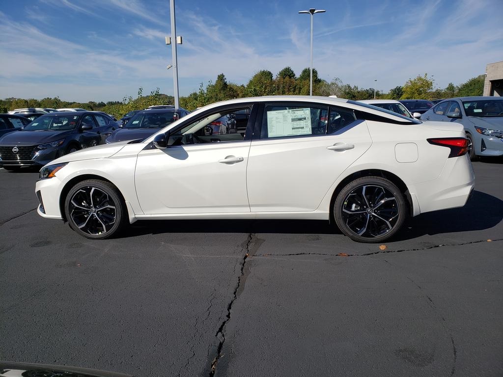 new 2025 Nissan Altima car, priced at $32,768