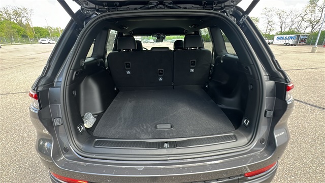 used 2025 Jeep Grand Cherokee car, priced at $48,703