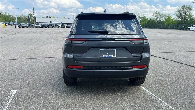 used 2025 Jeep Grand Cherokee car, priced at $48,703