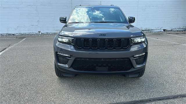 used 2025 Jeep Grand Cherokee car, priced at $48,703