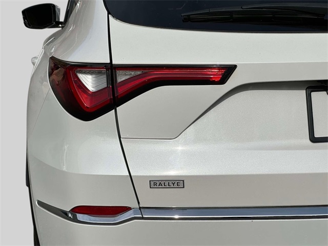 used 2023 Acura MDX car, priced at $36,039