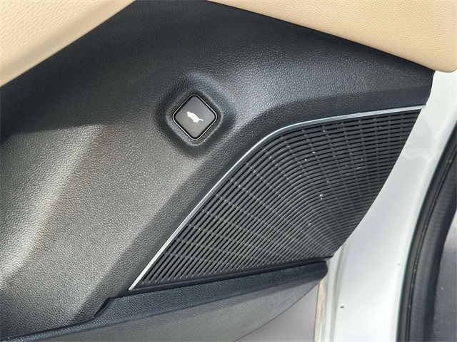 used 2023 Acura MDX car, priced at $36,039