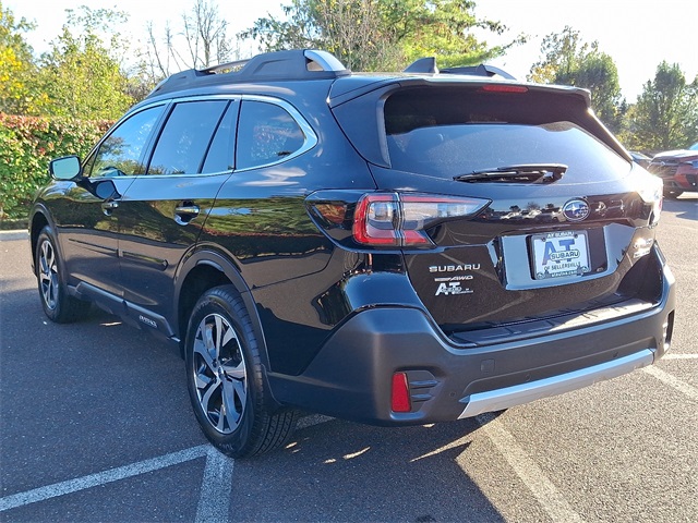 used 2022 Subaru Outback car, priced at $31,881