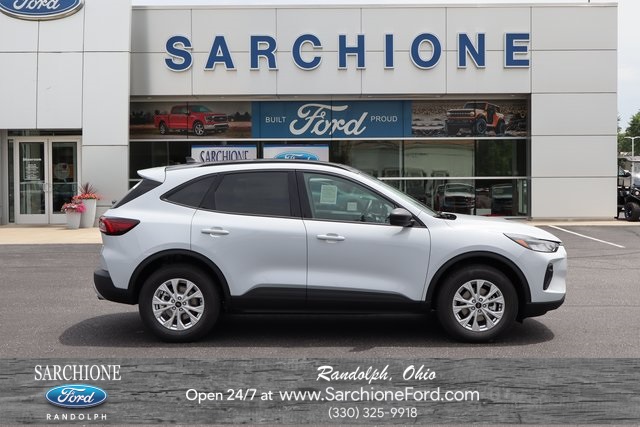 new 2025 Ford Escape car, priced at $29,561