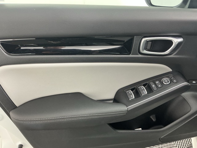 used 2025 Honda Civic Hybrid car, priced at $29,946