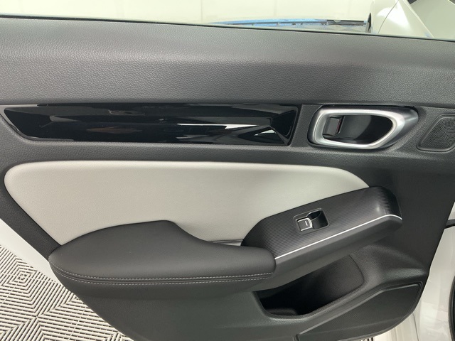 used 2025 Honda Civic Hybrid car, priced at $29,946