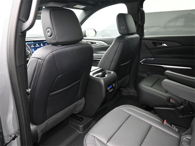 new 2026 Chevrolet Traverse car, priced at $47,322