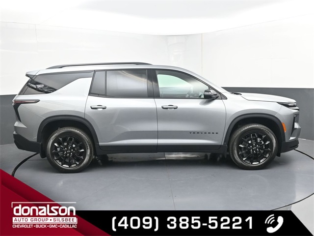 new 2026 Chevrolet Traverse car, priced at $47,322