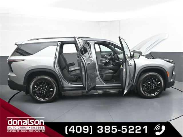 new 2026 Chevrolet Traverse car, priced at $47,322