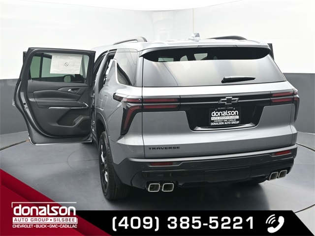 new 2026 Chevrolet Traverse car, priced at $47,322