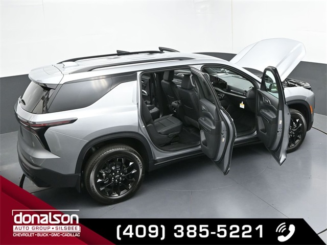 new 2026 Chevrolet Traverse car, priced at $47,322