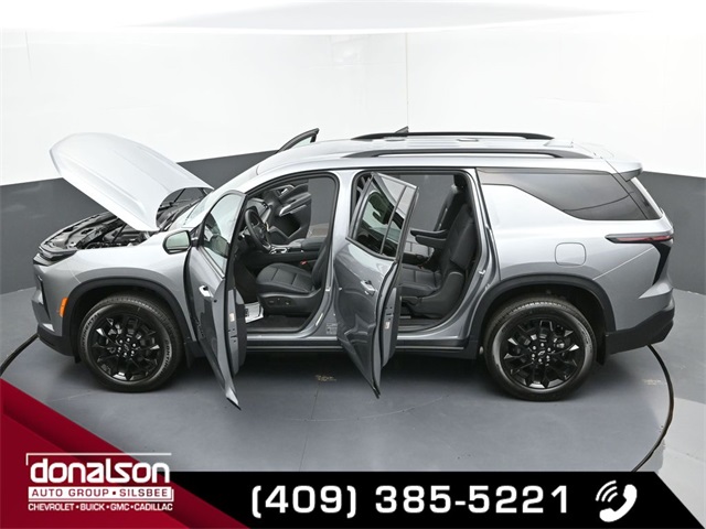 new 2026 Chevrolet Traverse car, priced at $47,322