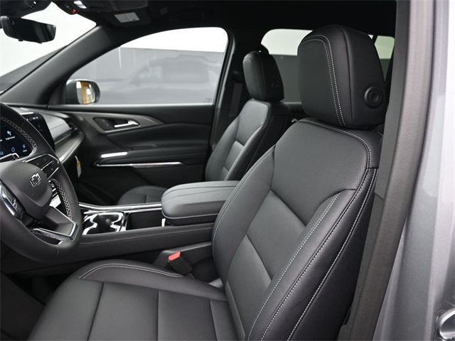 new 2026 Chevrolet Traverse car, priced at $47,322