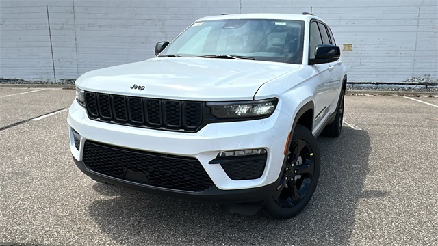 new 2025 Jeep Grand Cherokee car, priced at $47,809