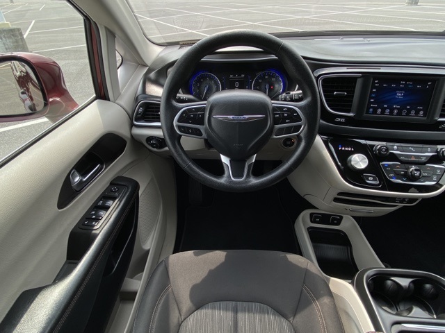 used 2020 Chrysler Pacifica car, priced at $20,709