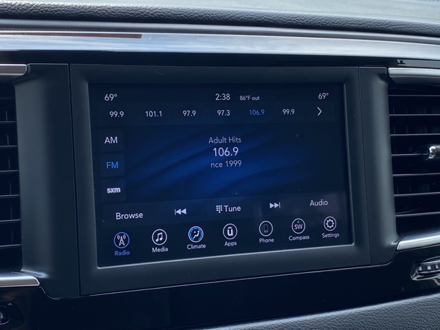 used 2020 Chrysler Pacifica car, priced at $20,709