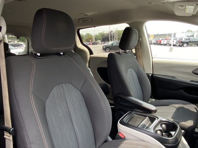 used 2020 Chrysler Pacifica car, priced at $20,709