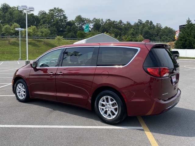 used 2020 Chrysler Pacifica car, priced at $20,709