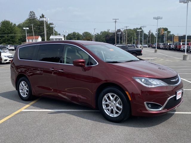 used 2020 Chrysler Pacifica car, priced at $20,709