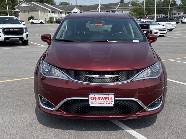 used 2020 Chrysler Pacifica car, priced at $20,709
