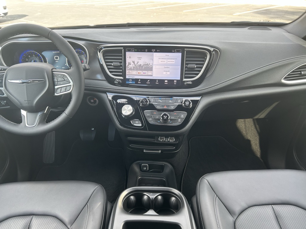 used 2025 Chrysler Pacifica car, priced at $41,000