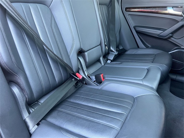 used 2020 Audi Q5 car, priced at $24,911