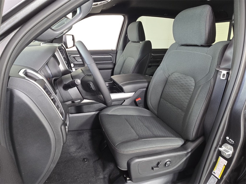 new 2025 Ram 1500 car, priced at $47,498