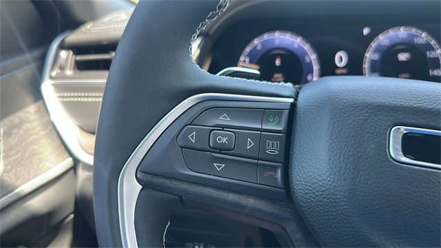 new 2025 Jeep Grand Cherokee car, priced at $46,275