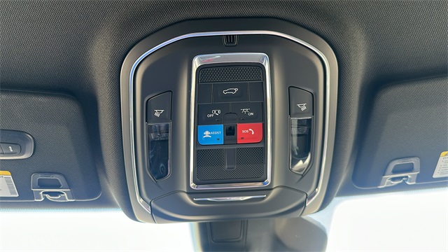 new 2025 Jeep Grand Cherokee car, priced at $46,275