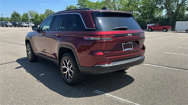 new 2025 Jeep Grand Cherokee car, priced at $46,275