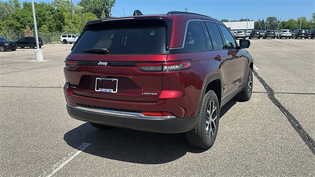 new 2025 Jeep Grand Cherokee car, priced at $46,275