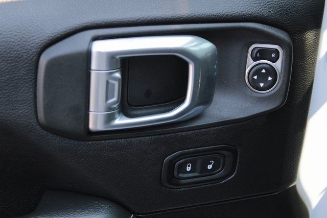 used 2022 Jeep Gladiator car, priced at $31,000
