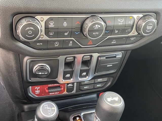 new 2026 Jeep Wrangler car, priced at $43,638