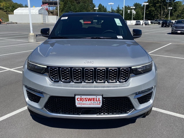 new 2025 Jeep Grand Cherokee car, priced at $52,998