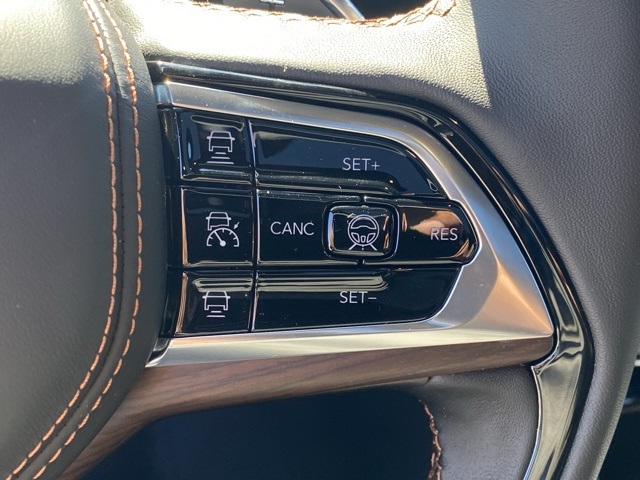 new 2025 Jeep Grand Cherokee car, priced at $52,998